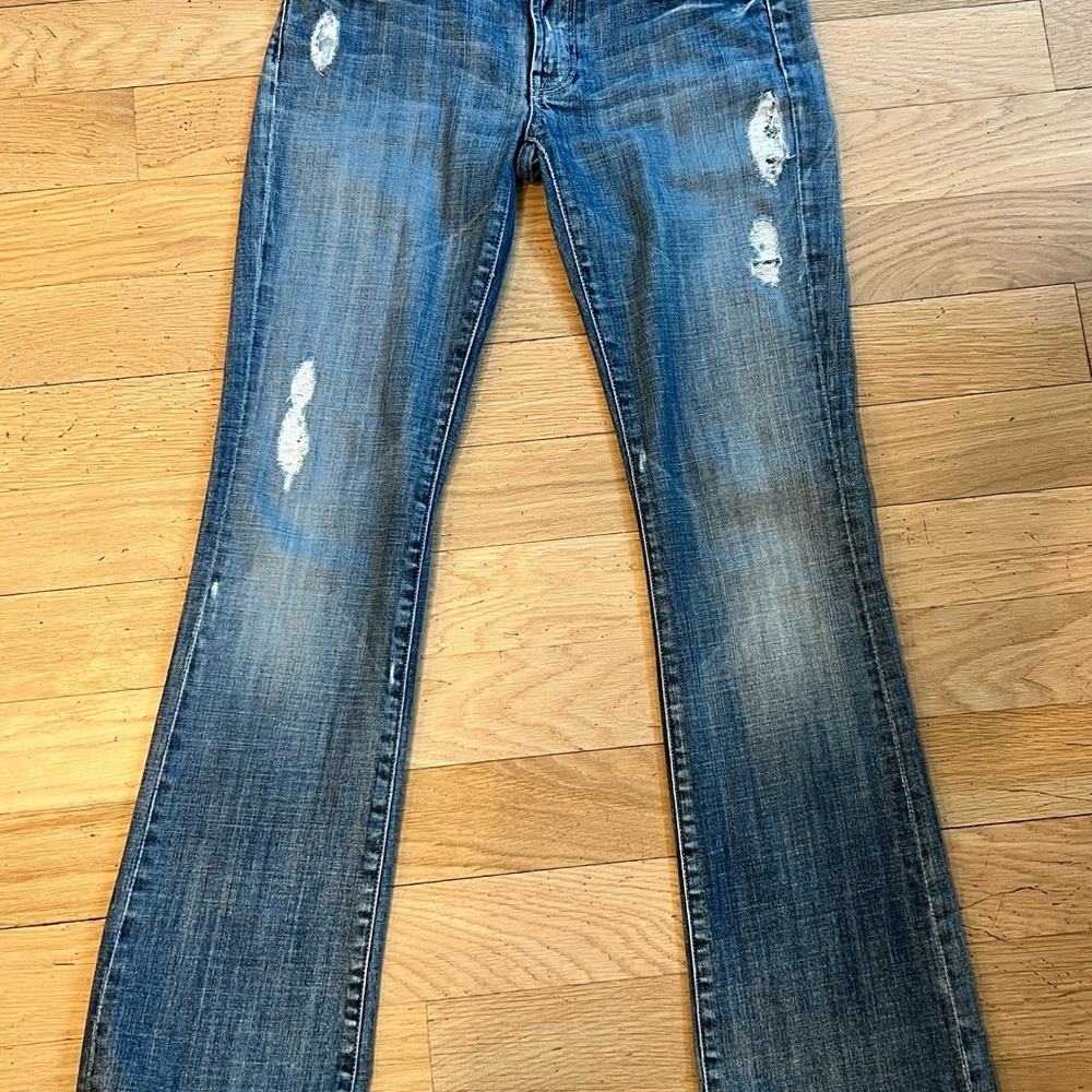 7 for All Mankind Low Rise Bootcut vintage Blue Distressed Women's Jeans size 27